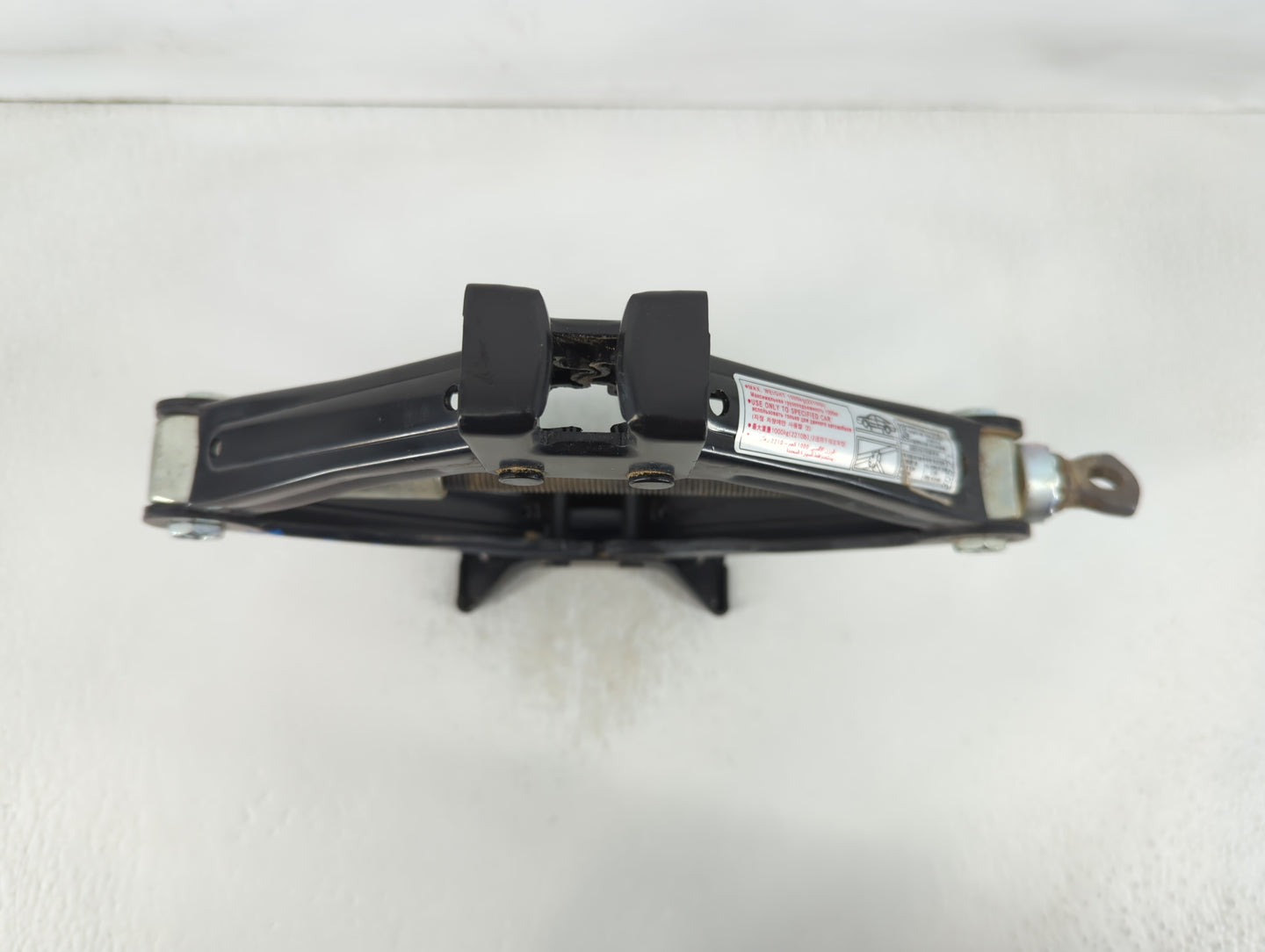 2013 Hyundai Sonata Spare Scissor Car Jack 748784 - Oemusedautoparts1.com