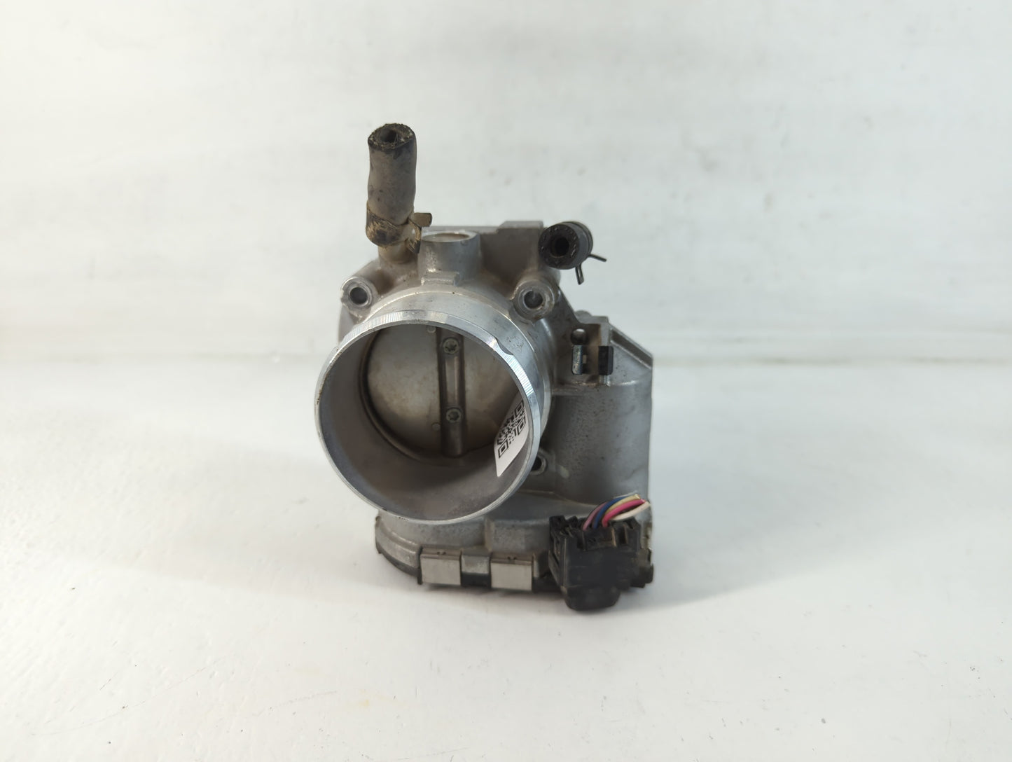 2011-2014 Hyundai Sonata Throttle Body P/N:35100-2G700 Fits Fits 2011 2012 2013 2014 2015 2016 OEM Used Auto Parts - Oemused