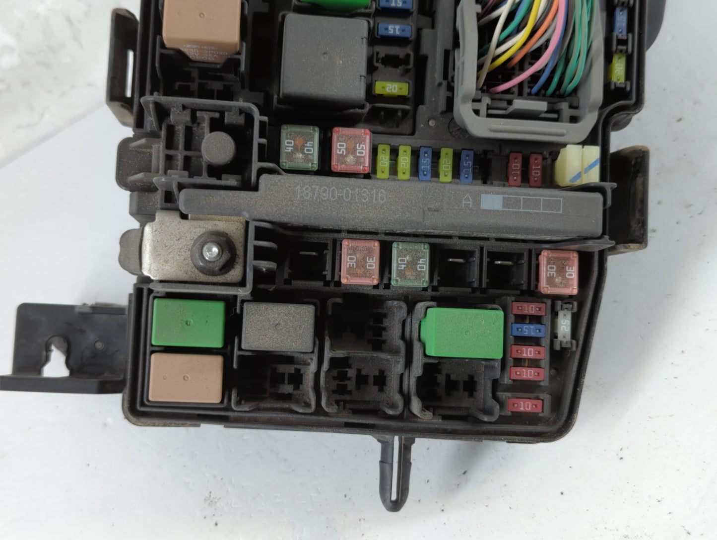 2011-2014 Hyundai Sonata Fusebox Fuse Box Panel Relay Module P/N:91950-3S711 Fits Fits 2011 2012 2013 2014 OEM Used Auto Par