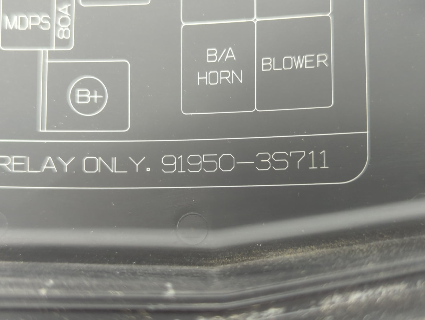 2011-2014 Hyundai Sonata Fusebox Fuse Box Panel Relay Module P/N:91950-3S711 Fits Fits 2011 2012 2013 2014 OEM Used Auto Par