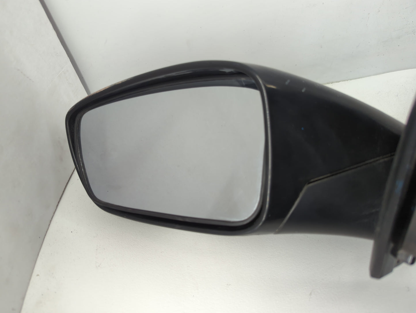 2011-2014 Hyundai Sonata Driver Side View Mirror - Left Door Mirror OEM Used - Oemusedautoparts1.com