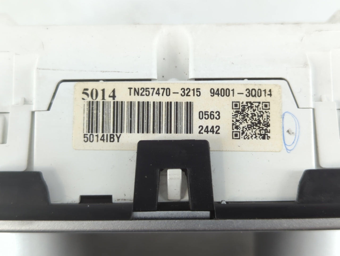 2011-2014 Hyundai Sonata Instrument Cluster Speedometer Gauges P/N:94001-3Q015 Fits Fits 2011 2012 2013 2014 OEM Used Auto P