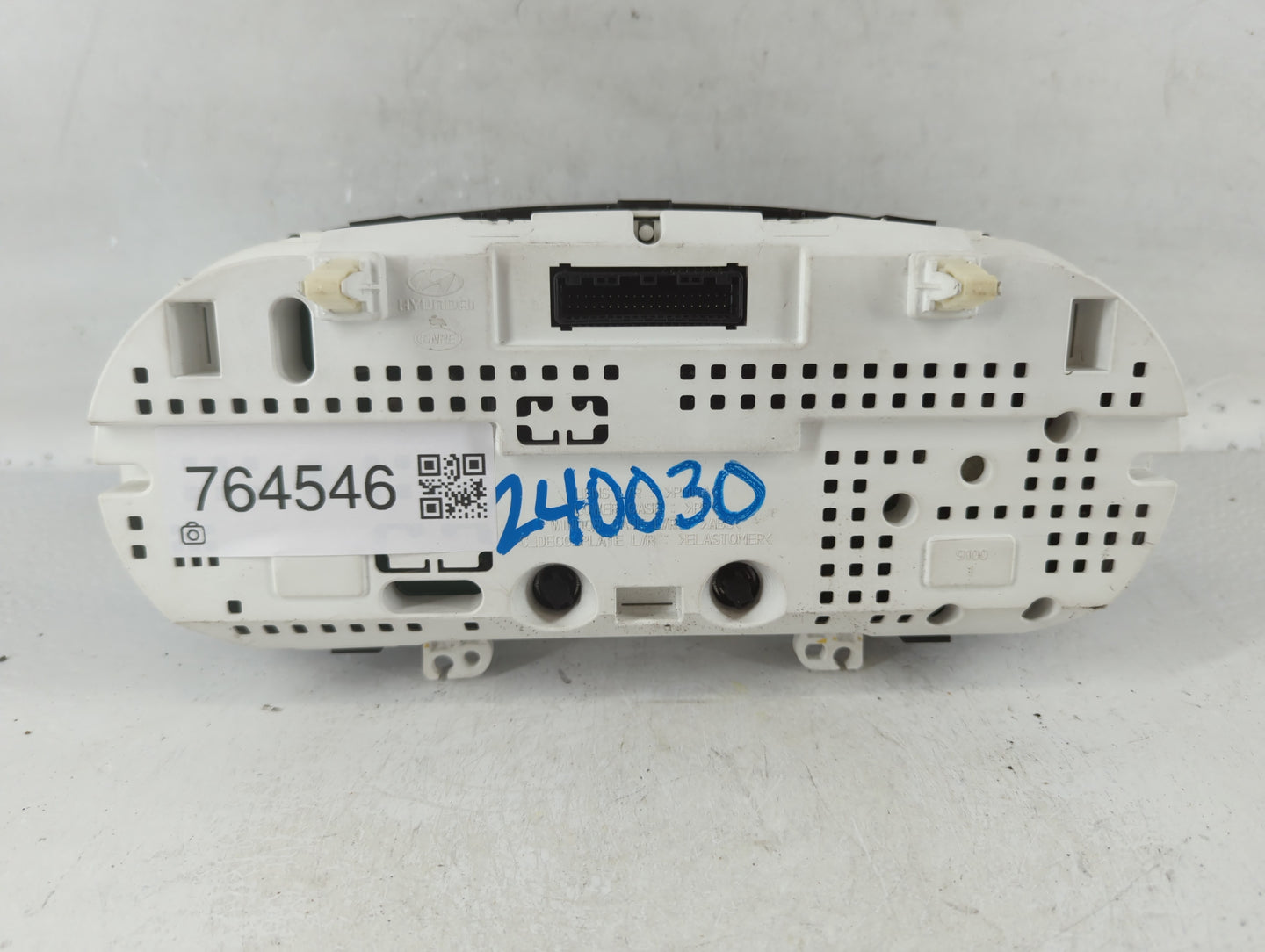 2011-2014 Hyundai Sonata Instrument Cluster Speedometer Gauges P/N:94001-3Q015 Fits Fits 2011 2012 2013 2014 OEM Used Auto P