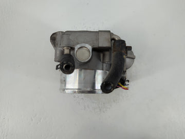 2011-2014 Hyundai Sonata Throttle Body P/N:35100-2G700 Fits Fits 2011 2012 2013 2014 2015 2016 OEM Used Auto Parts