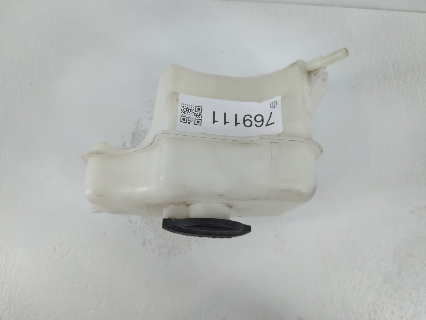 2011-2015 Hyundai Sonata Windshield Washer Fluid Reservoir Bottle Oem - Oemusedautoparts1.com