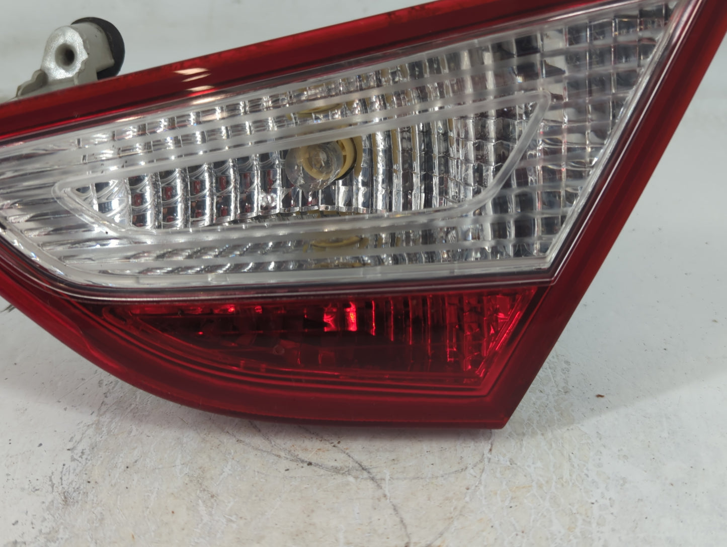 2011-2014 Hyundai Sonata Tail Light Assembly Passenger Right OEM P/N:92404-3Q Fits Fits 2011 2012 2013 2014 OEM Used Auto Pa
