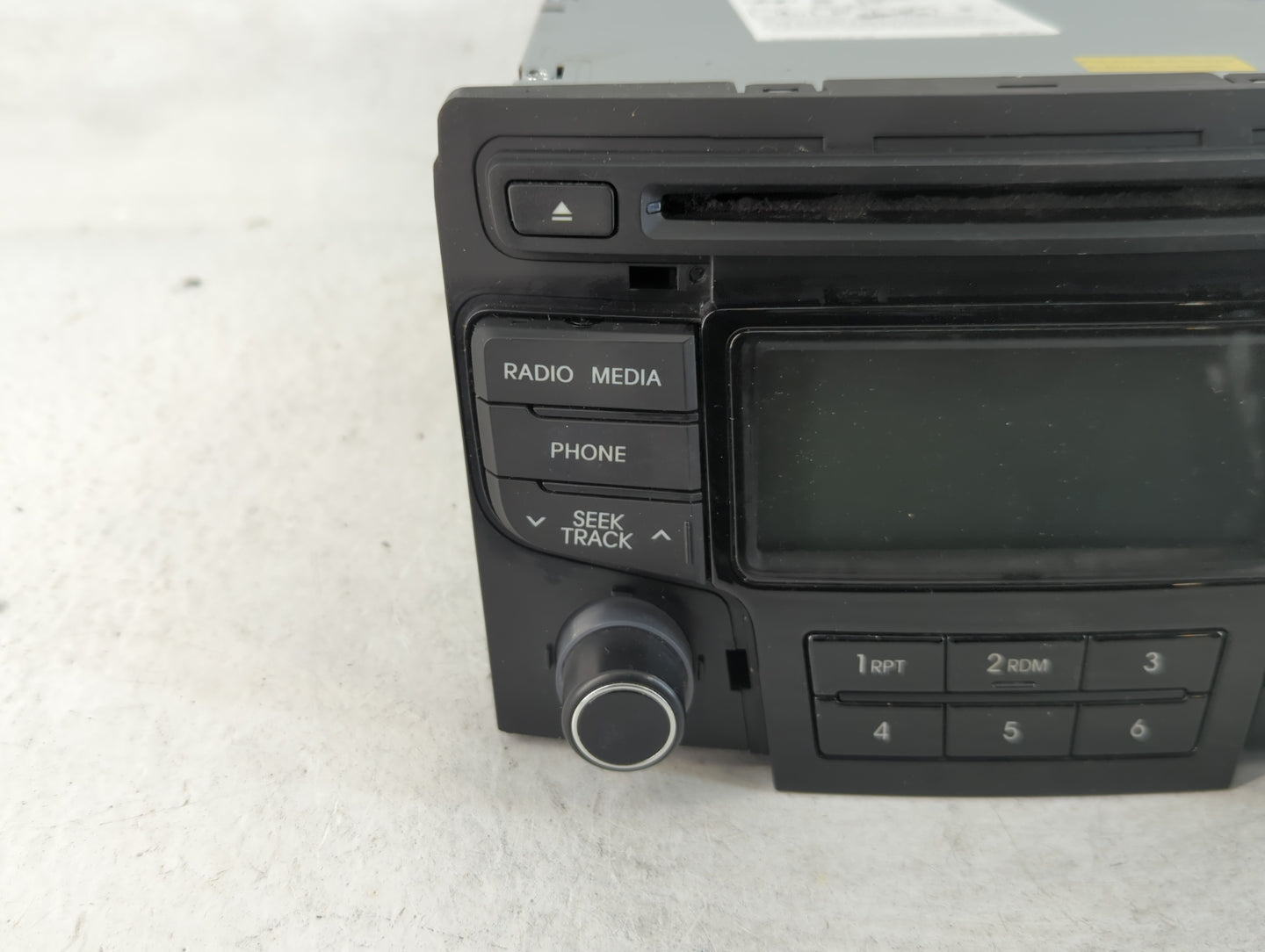 2013-2014 Hyundai Sonata Radio AM FM Cd Player Receiver Replacement P/N:96180-3Q700 Fits Fits 2013 2014 OEM Used Auto Parts 