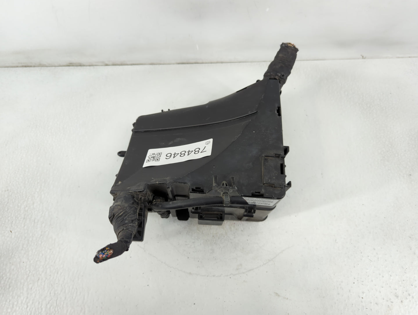 2011-2014 Hyundai Sonata Fusebox Fuse Box Panel Relay Module P/N:91950-3S711 Fits Fits 2011 2012 2013 2014 OEM Used Auto Par