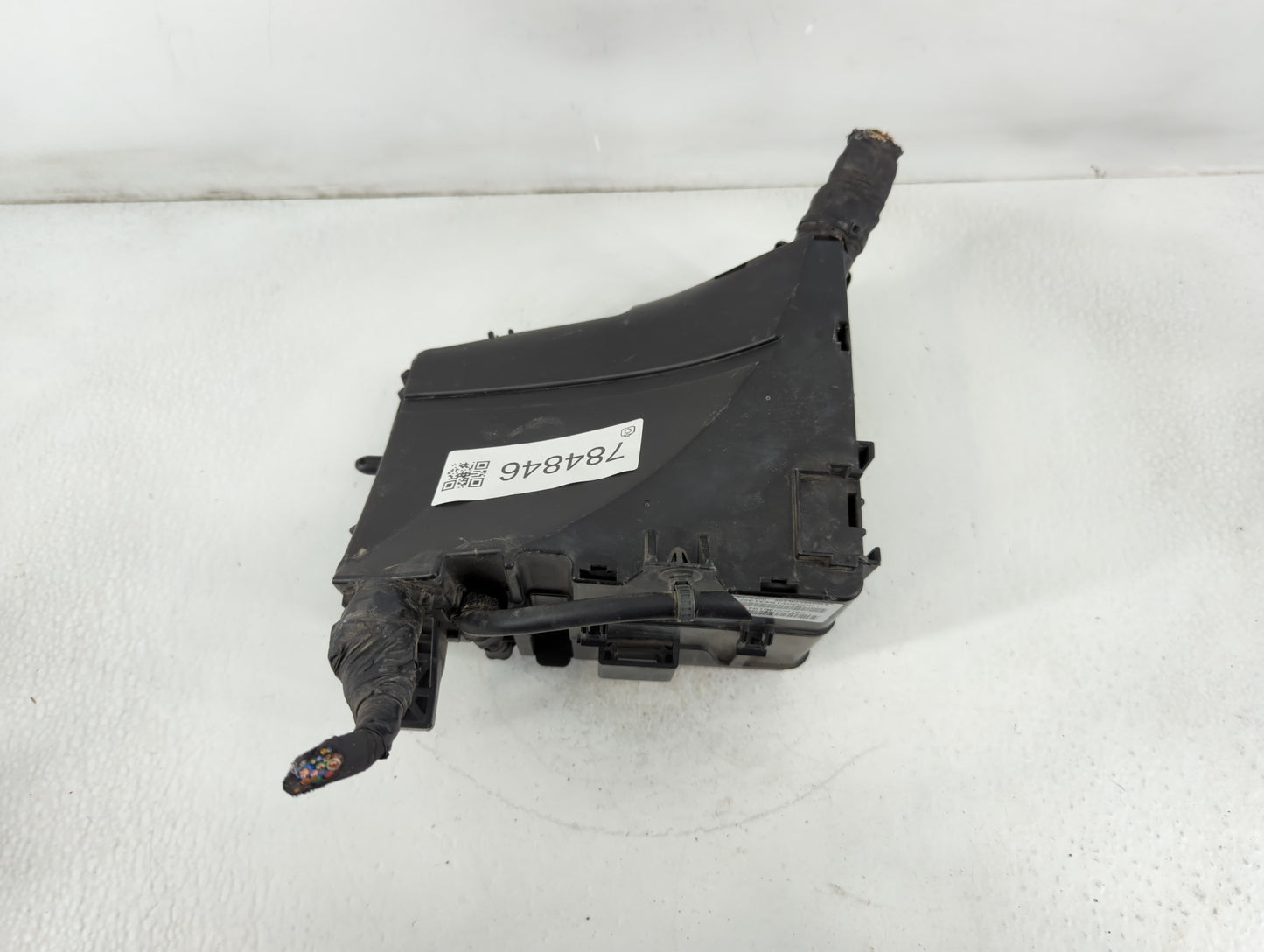2011-2014 Hyundai Sonata Fusebox Fuse Box Panel Relay Module P/N:91950-3S711 Fits Fits 2011 2012 2013 2014 OEM Used Auto Par