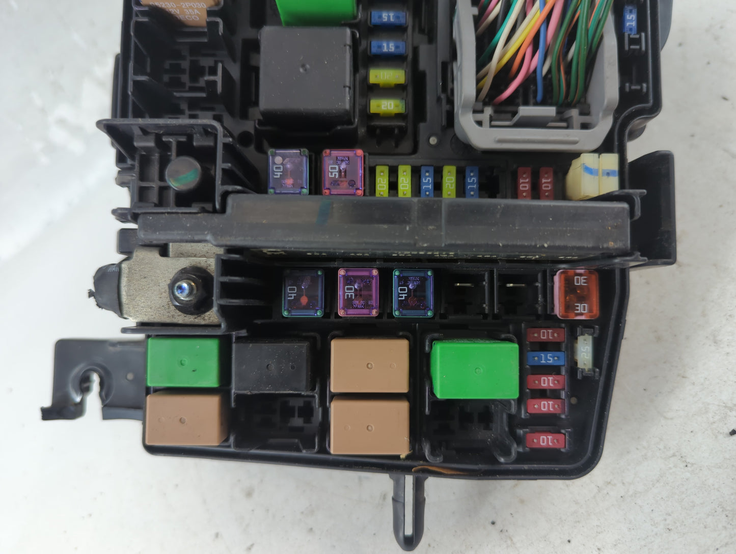 2011-2014 Hyundai Sonata Fusebox Fuse Box Panel Relay Module P/N:VS912003Q104YB Fits Fits 2011 2012 2013 2014 OEM Used Auto 