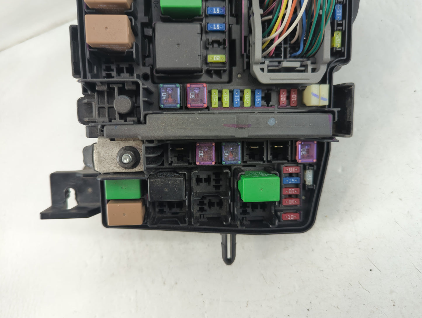 2011-2014 Hyundai Sonata Fusebox Fuse Box Panel Relay Module P/N:91950-3S711 VS9120030074YA Fits Fits 2011 2012 2013 2014 OE