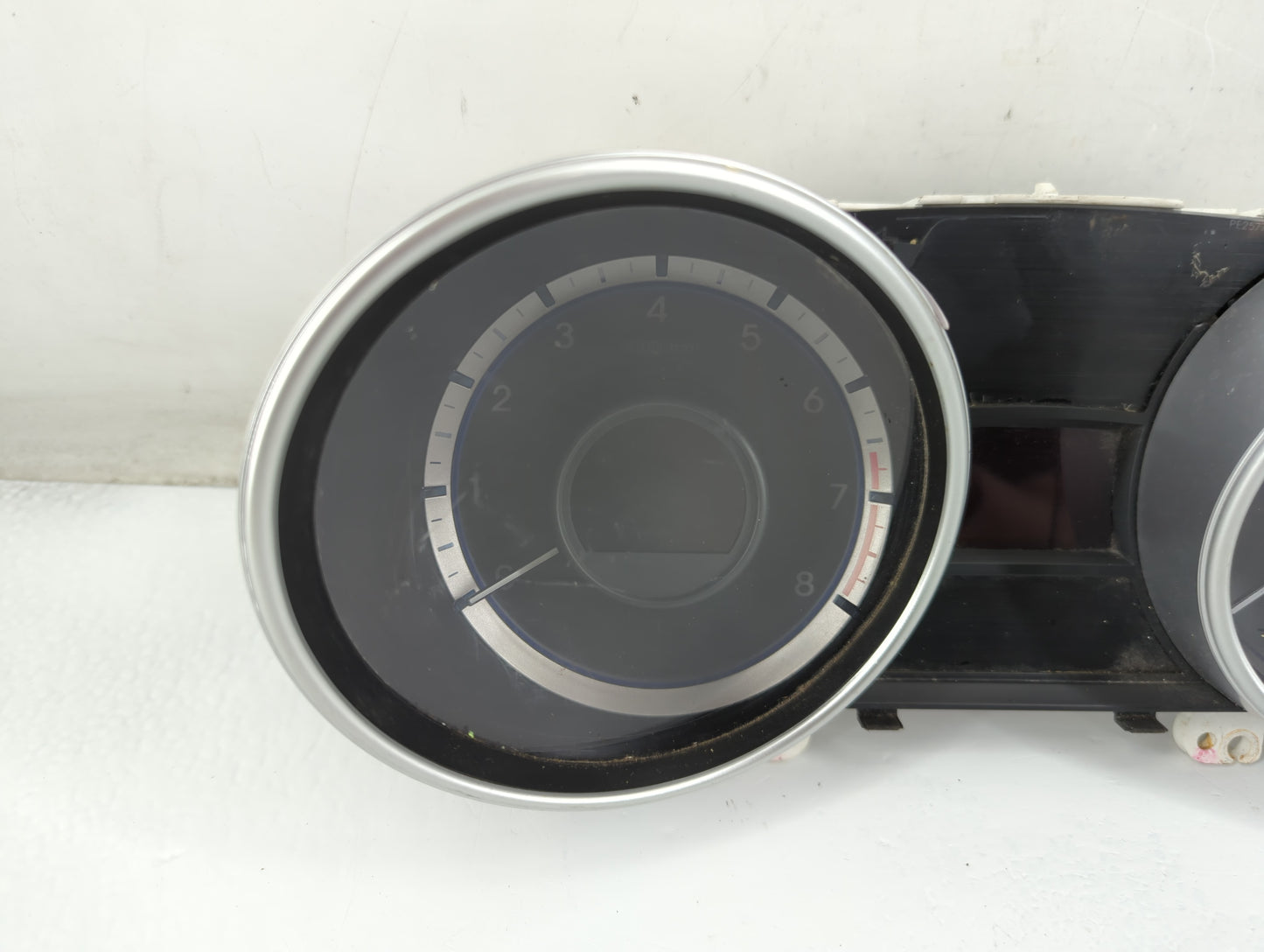 2011-2014 Hyundai Sonata Instrument Cluster Speedometer Gauges P/N:94001-3Q014 Fits Fits 2011 2012 2013 2014 OEM Used Auto P