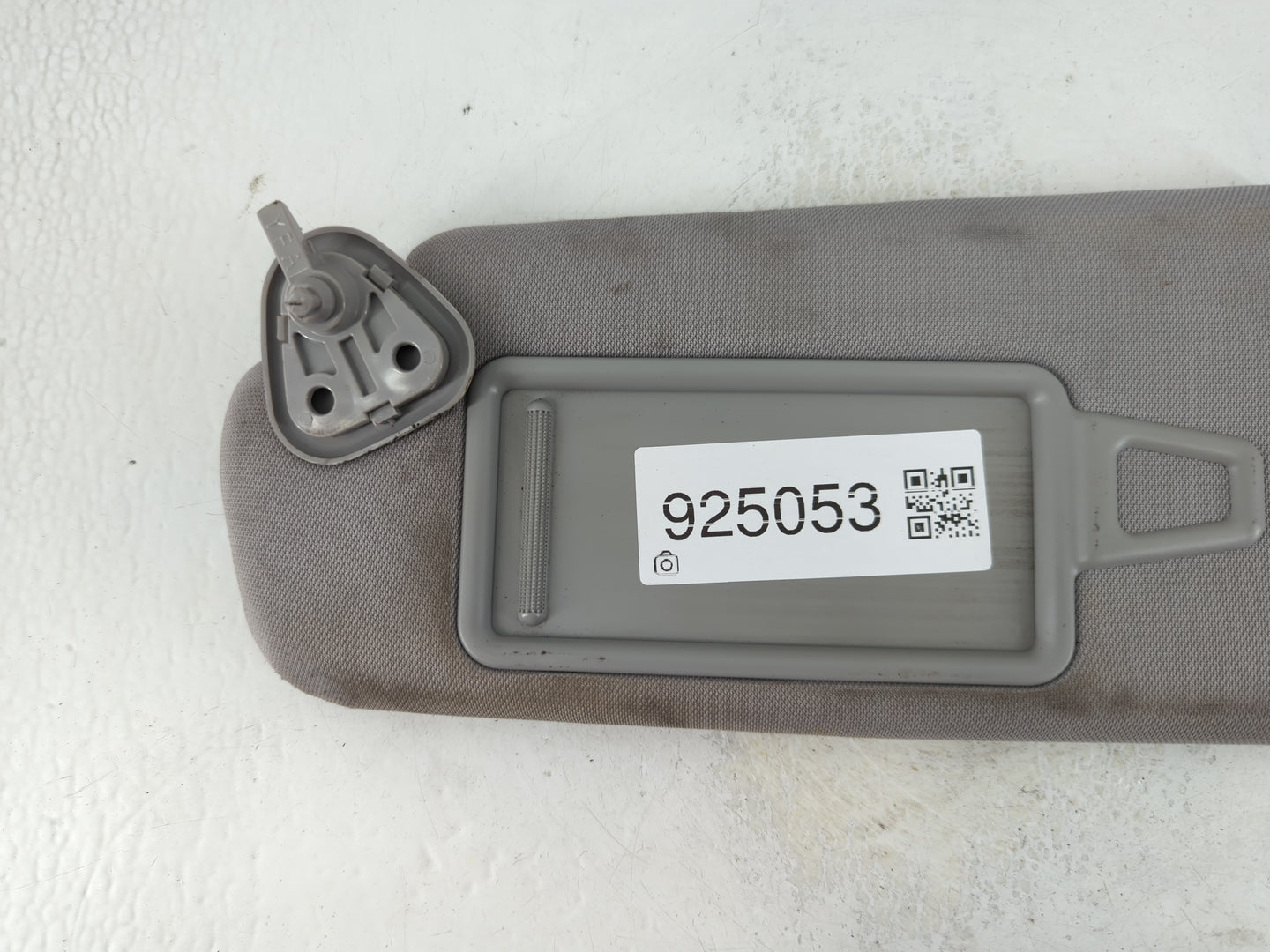2012-2014 Hyundai Sonata Sun Visor Shade Replacement Driver Left Mirror Fits Fits 2012 2013 2014 OEM Used Auto Parts - Oemus