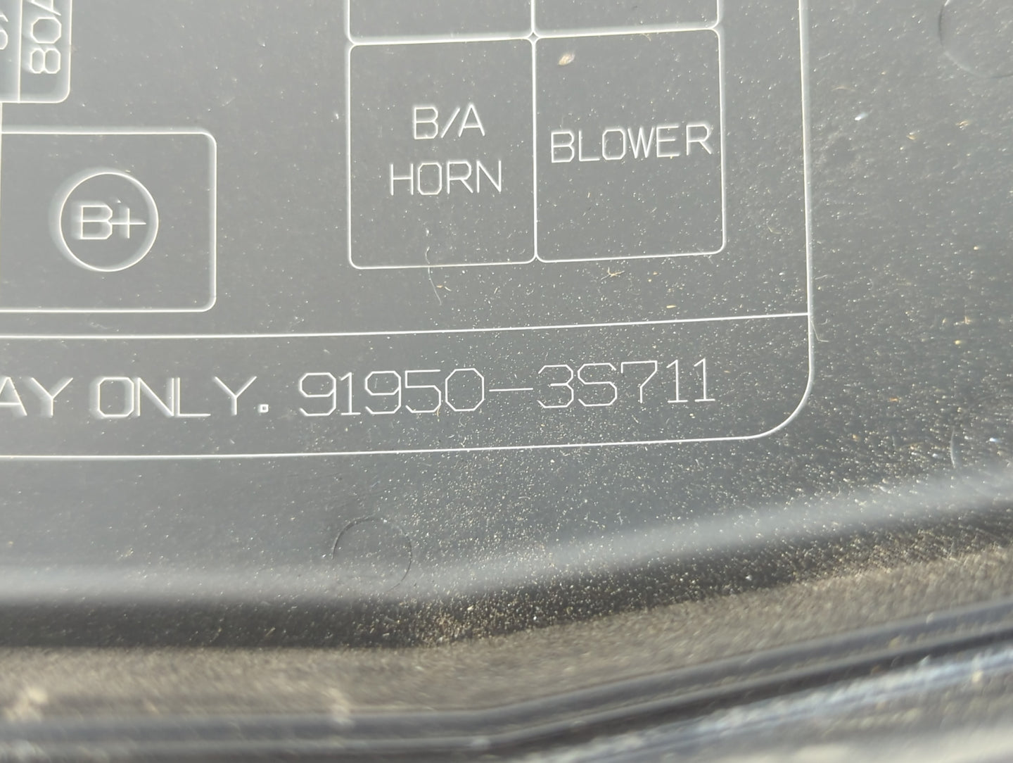 2011-2014 Hyundai Sonata Fusebox Fuse Box Panel Relay Module P/N:91950-3S711 Fits Fits 2011 2012 2013 2014 OEM Used Auto Par