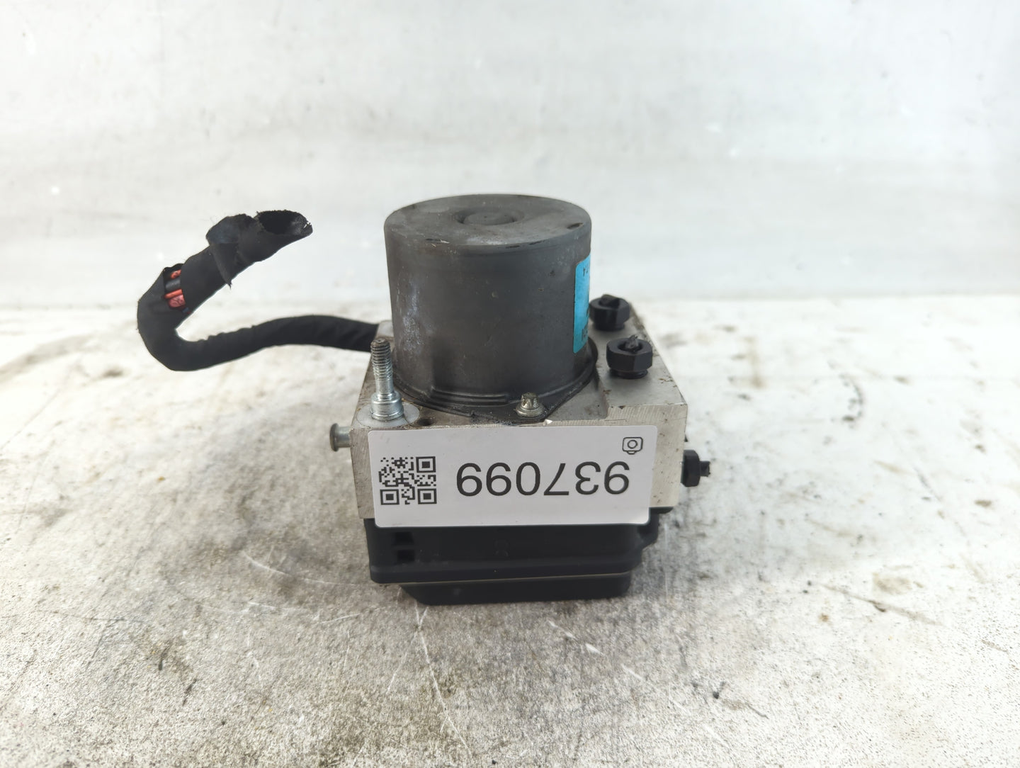 2011-2013 Hyundai Sonata ABS Pump Control Module Replacement P/N:58920-3Q500 Fits Fits 2011 2012 2013 OEM Used Auto Parts - 