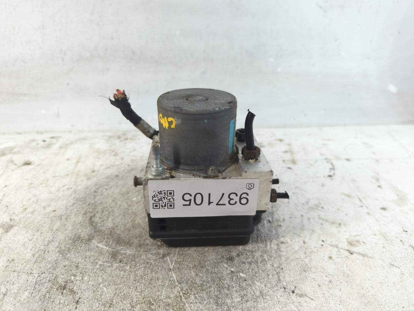 2011-2013 Hyundai Sonata ABS Pump Control Module Replacement P/N:58920-3Q500 Fits Fits 2011 2012 2013 OEM Used Auto Parts - 