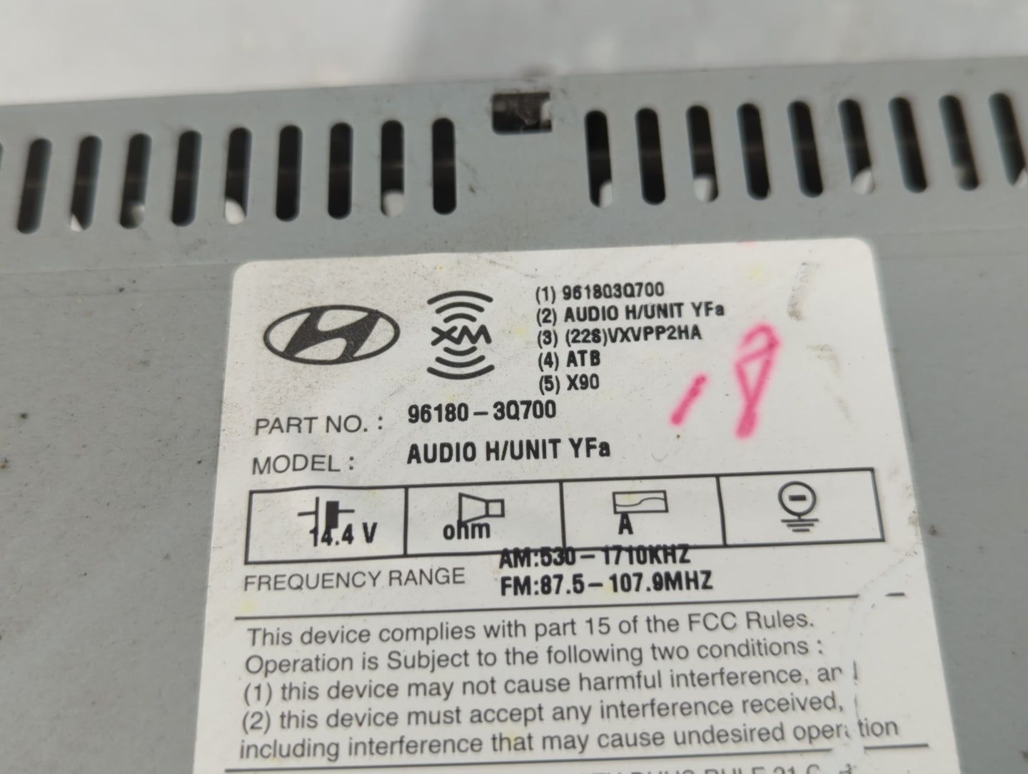 2013-2014 Hyundai Sonata Radio AM FM Cd Player Receiver Replacement P/N:86180-3Q700 Fits Fits 2013 2014 OEM Used Auto Parts 