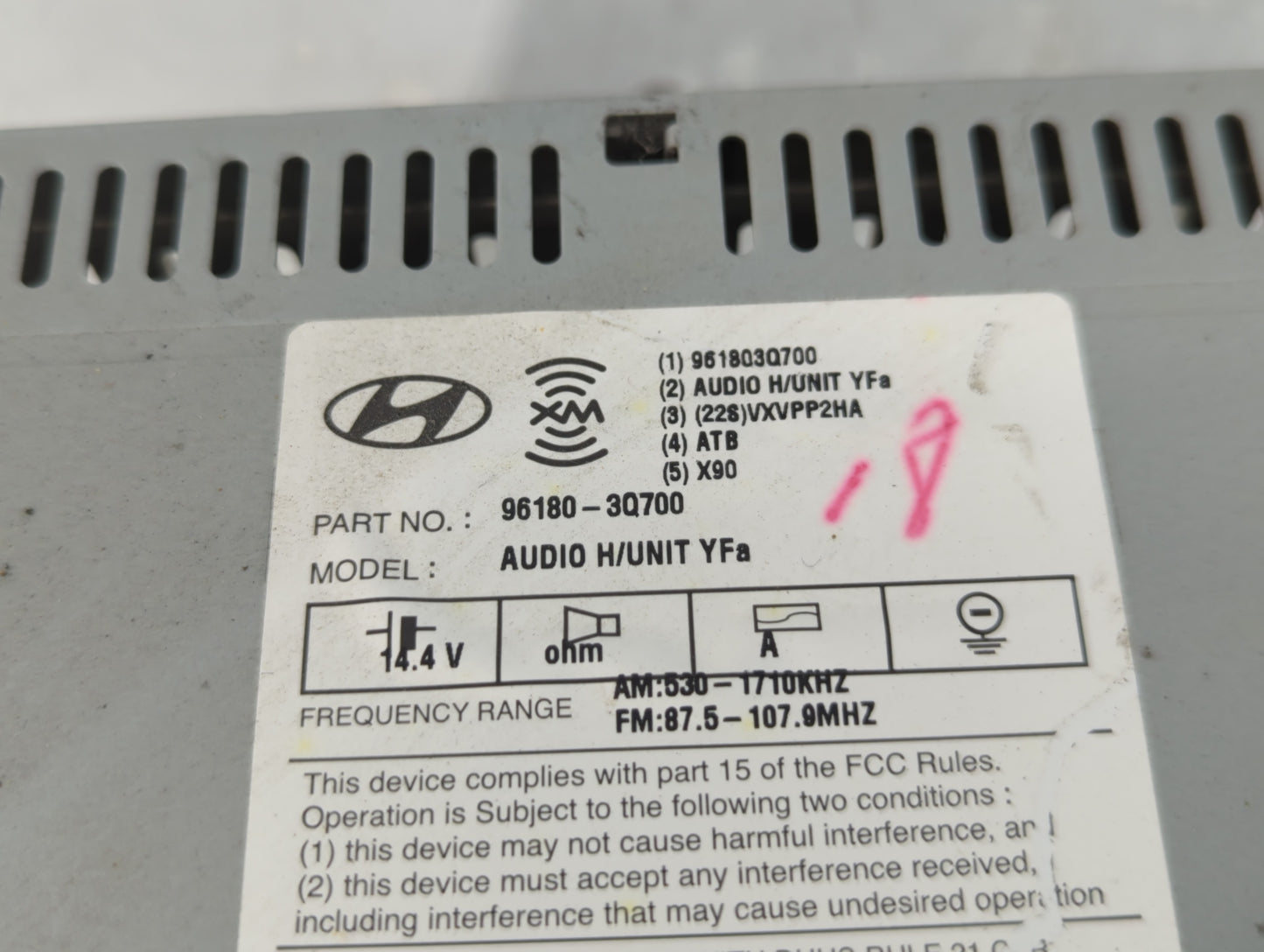 2013-2014 Hyundai Sonata Radio AM FM Cd Player Receiver Replacement P/N:86180-3Q700 Fits Fits 2013 2014 OEM Used Auto Parts 