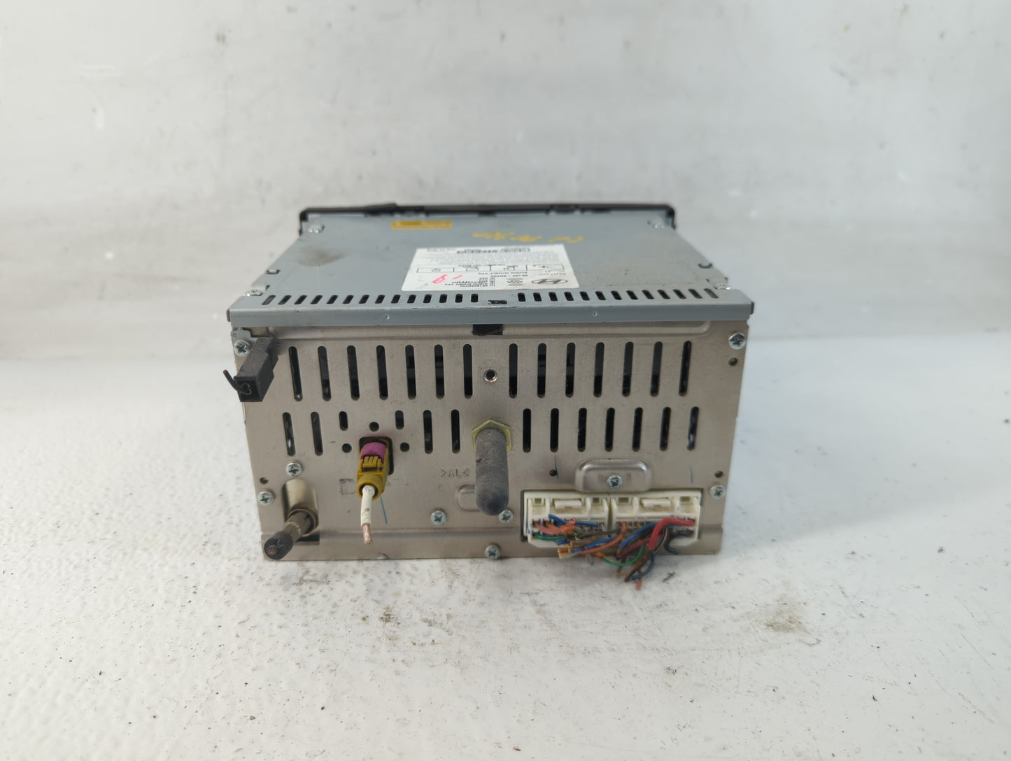 2013-2014 Hyundai Sonata Radio AM FM Cd Player Receiver Replacement P/N:86180-3Q700 Fits Fits 2013 2014 OEM Used Auto Parts 