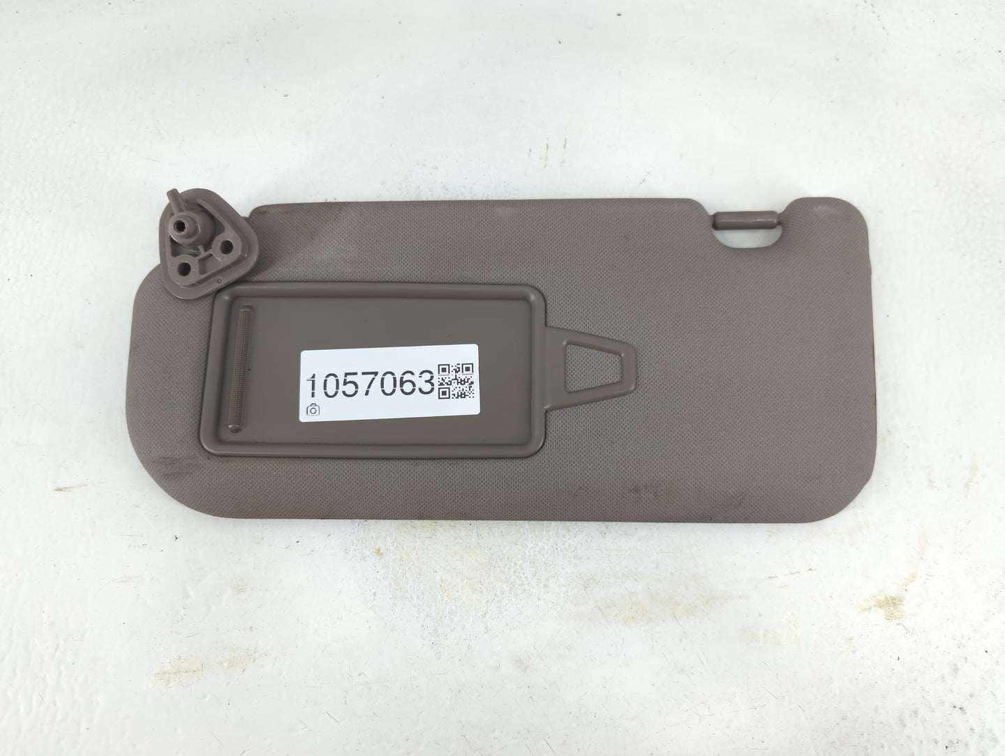 2010-2015 Hyundai Tucson Sun Visor Shade Replacement Driver Left Mirror Fits Fits 2010 2011 2012 2013 2014 2015 OEM Used Aut