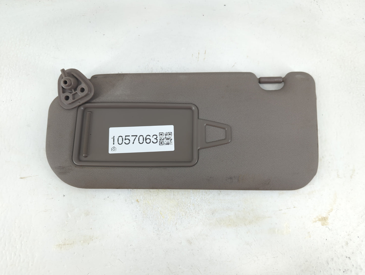 2010-2015 Hyundai Tucson Sun Visor Shade Replacement Driver Left Mirror Fits Fits 2010 2011 2012 2013 2014 2015 OEM Used Aut