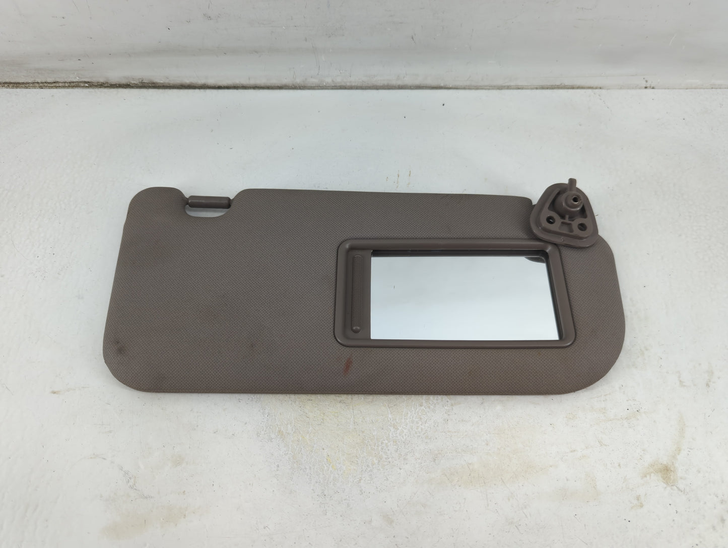 2010-2015 Hyundai Tucson Sun Visor Shade Replacement Passenger Right Mirror Fits Fits 2010 2011 2012 2013 2014 2015 OEM Used
