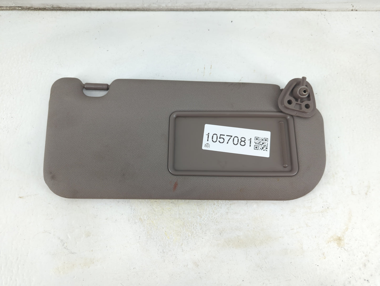 2010-2015 Hyundai Tucson Sun Visor Shade Replacement Passenger Right Mirror Fits Fits 2010 2011 2012 2013 2014 2015 OEM Used