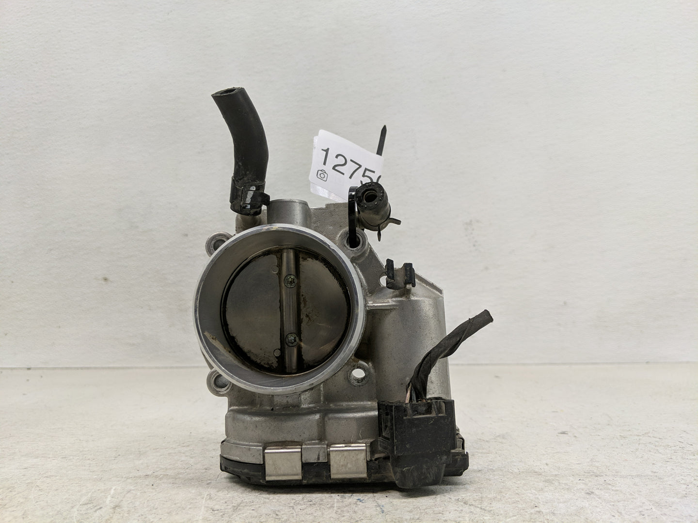 2010-2013 Hyundai Tucson Throttle Body P/N:590 930 001 35100-25400 Fits Fits 2006 2007 2008 2009 2010 2011 2012 2013 OEM Use