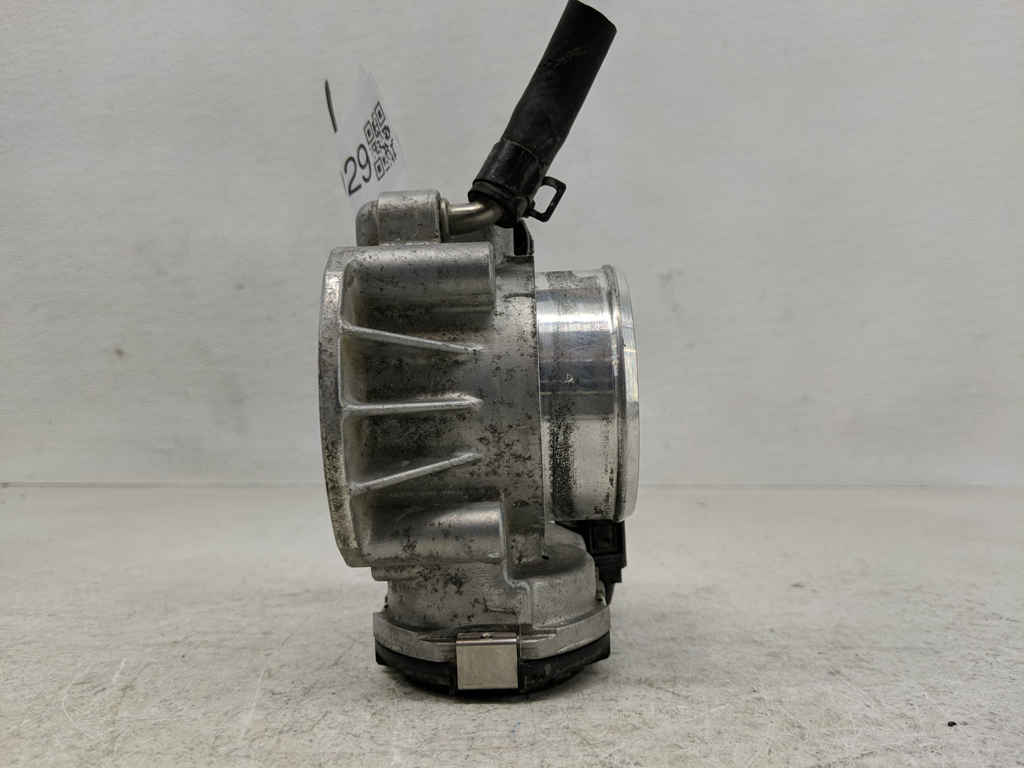 2010-2013 Hyundai Tucson Throttle Body P/N:590 930 001 35100-25400 Fits Fits 2006 2007 2008 2009 2010 2011 2012 2013 OEM Use