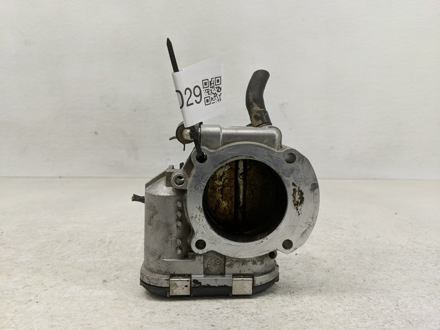 2010-2013 Hyundai Tucson Throttle Body P/N:590 930 001 35100-25400 Fits Fits 2006 2007 2008 2009 2010 2011 2012 2013 OEM Use
