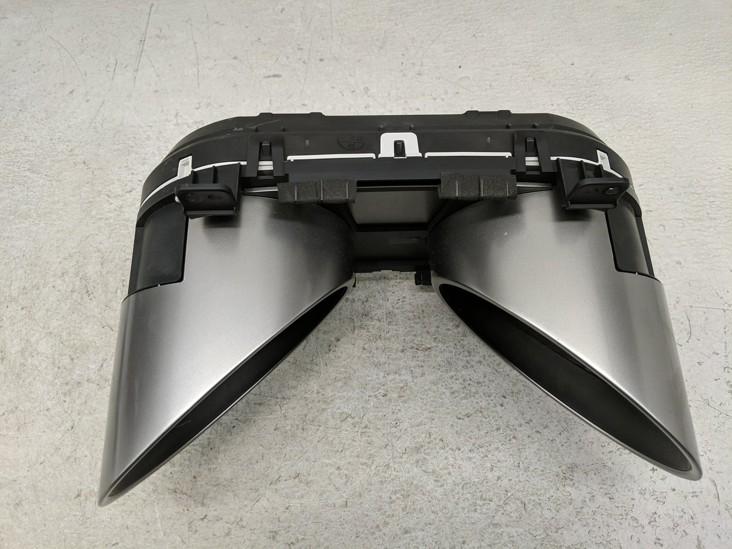 2010-2013 Hyundai Tucson Instrument Cluster Speedometer Gauges P/N:11002-118200H 94001-2S585 Fits Fits 2010 2011 2012 2013 O