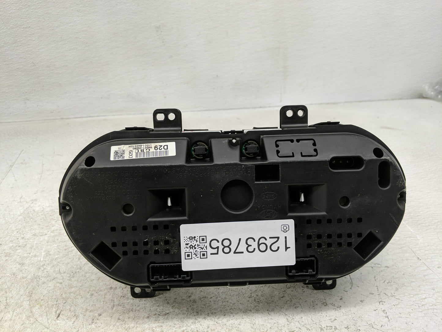 2010-2013 Hyundai Tucson Instrument Cluster Speedometer Gauges P/N:11002-118200H 94001-2S585 Fits Fits 2010 2011 2012 2013 O