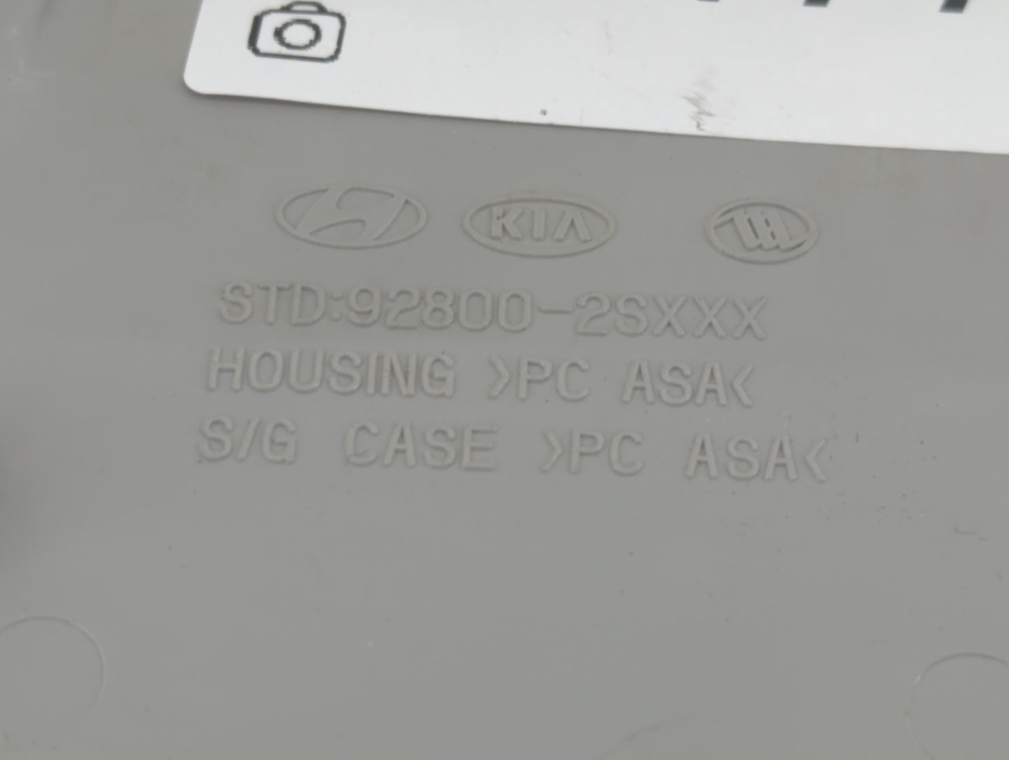 2010-2016 Hyundai Tucson Overhead Roof Console 1321777 - Oemusedautoparts1.com