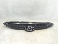 2013 Hyundai Tucson Front Grille Bumper Not Included - Oemusedautoparts1.com