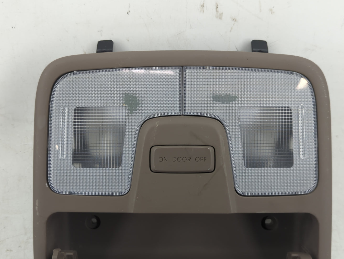 2010-2016 Hyundai Tucson Overhead Roof Console 1388856 - Oemusedautoparts1.com