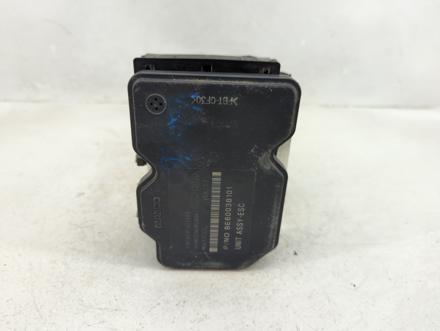 2010-2013 Hyundai Tucson ABS Pump Control Module Replacement P/N:58920-2S400 Fits Fits 2010 2011 2012 2013 OEM Used Auto Par