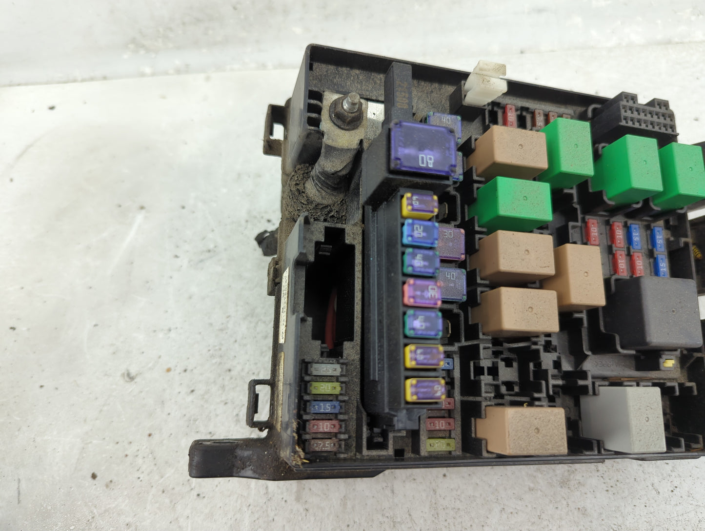 2013 Hyundai Tucson Fusebox Fuse Box Panel Relay Module P/N:91956-00045 Fits OEM Used Auto Parts - Oemusedautoparts1.com