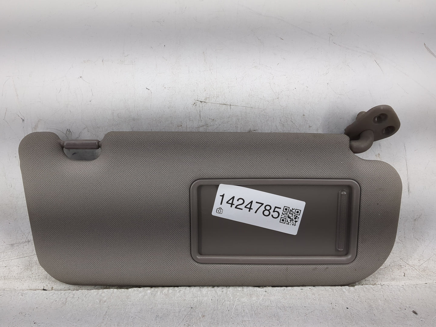 2010-2015 Hyundai Tucson Sun Visor Shade Replacement Driver Left Mirror Fits Fits 2010 2011 2012 2013 2014 2015 OEM Used Aut