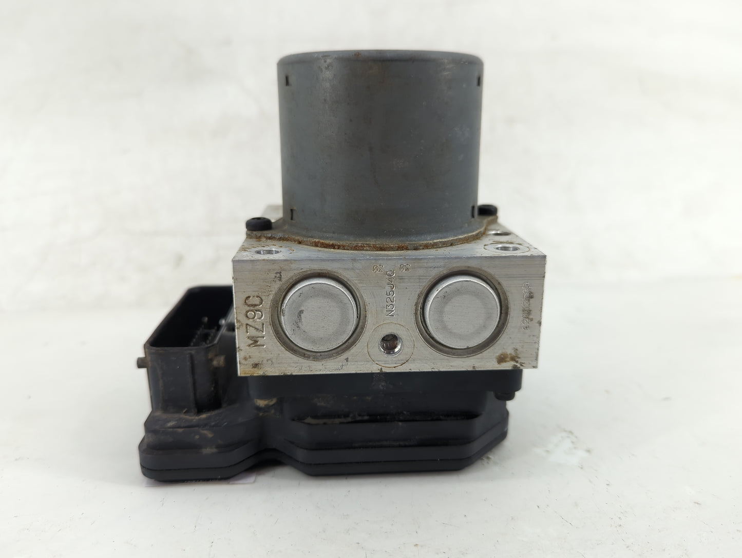 2010-2013 Hyundai Tucson ABS Pump Control Module Replacement P/N:58920-2S400 BH6013B102, BE6003B101 Fits Fits 2010 2011 2012