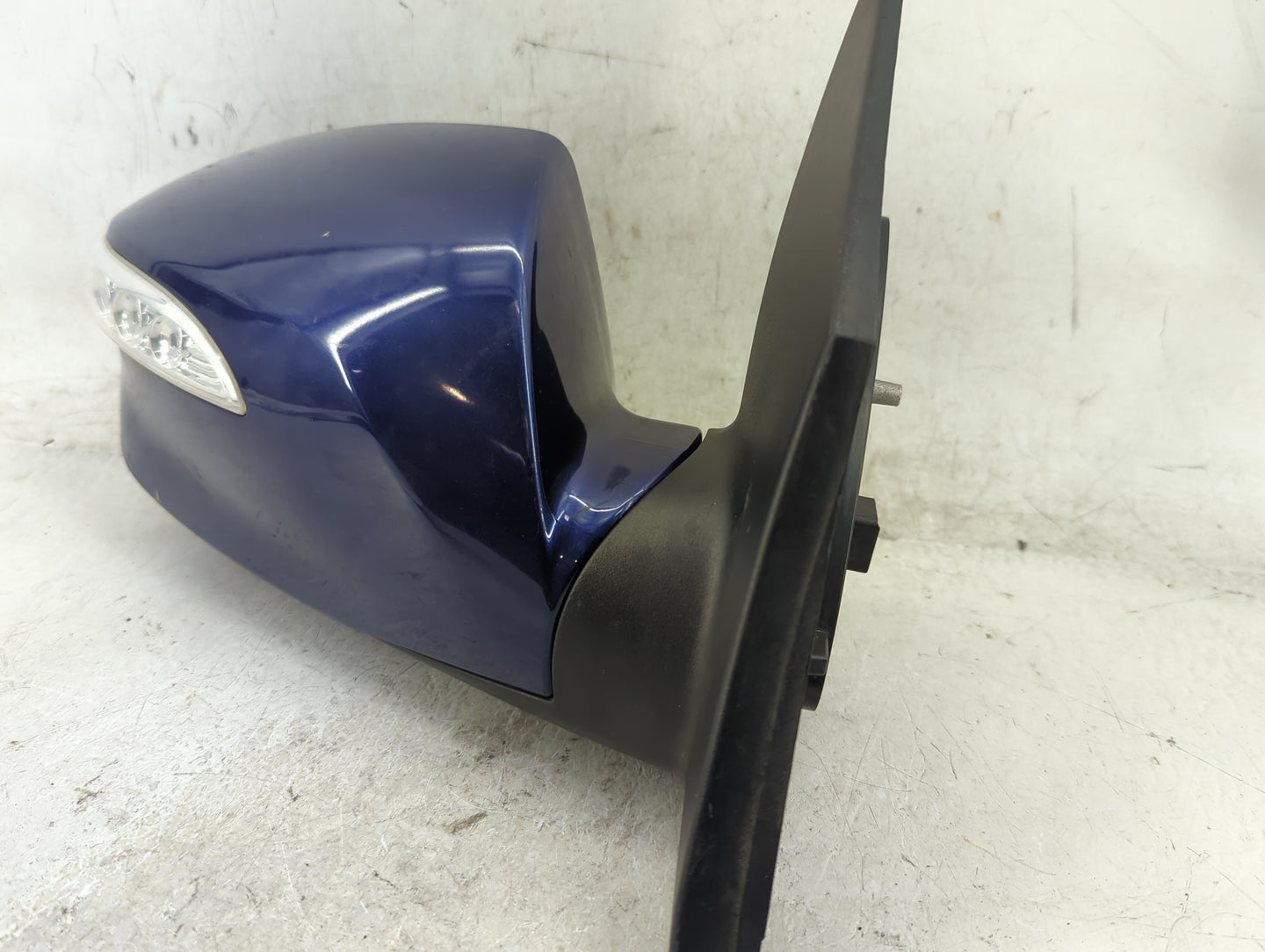 2010-2016 Hyundai Tucson Passenger Side View Mirror - Right Door Mirror OEM Used - Oemusedautoparts1.com