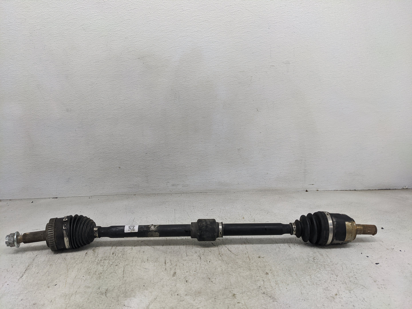 2010-2013 Hyundai Tucson Axle Shaft Front Passenger Cv C/v - Oemusedautoparts1.com