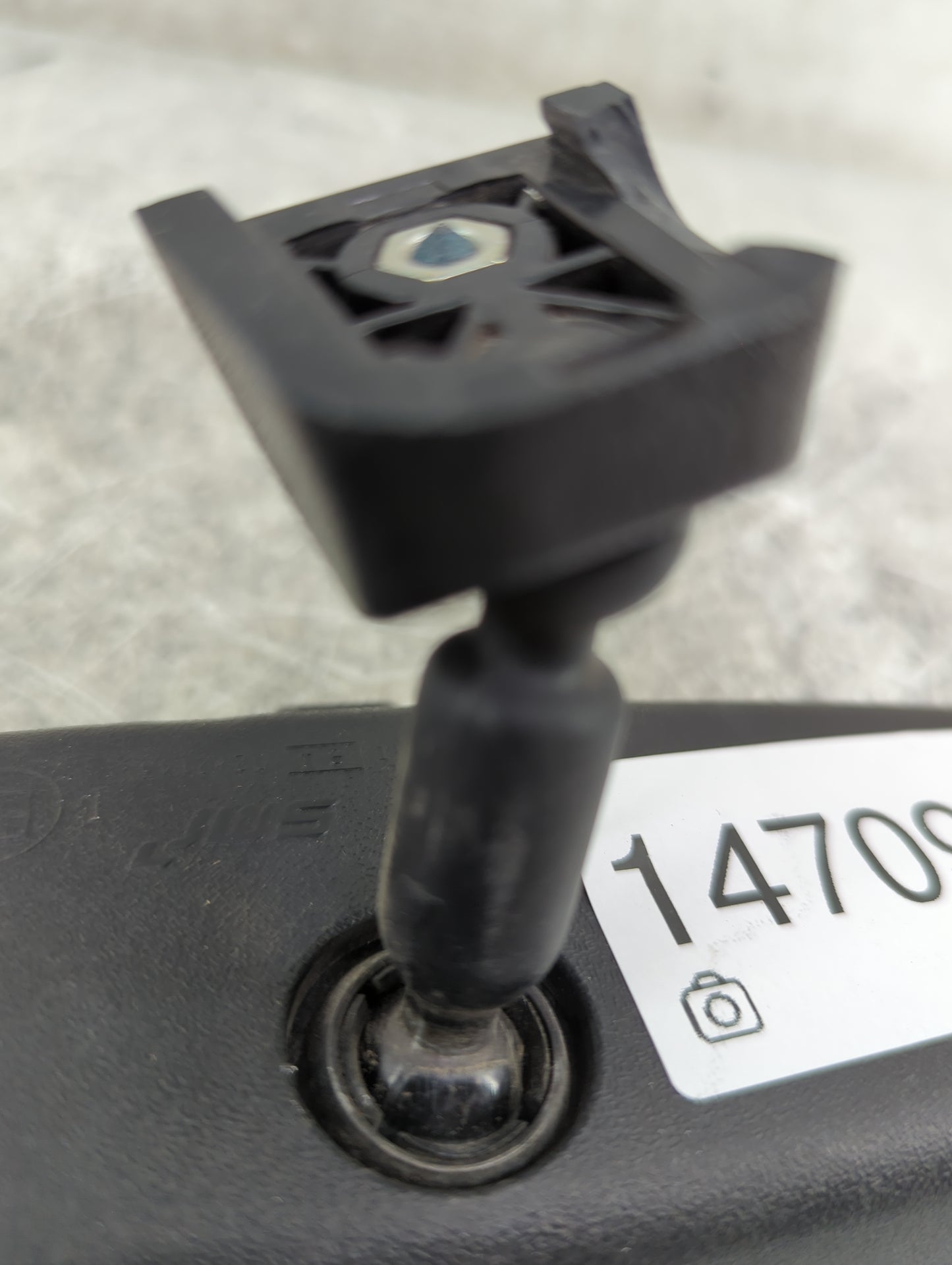 2009-2022 Hyundai Tucson Interior Rear View Mirror Replacement OEM P/N:E4012143 Fits OEM Used Auto Parts - Oemusedautoparts1