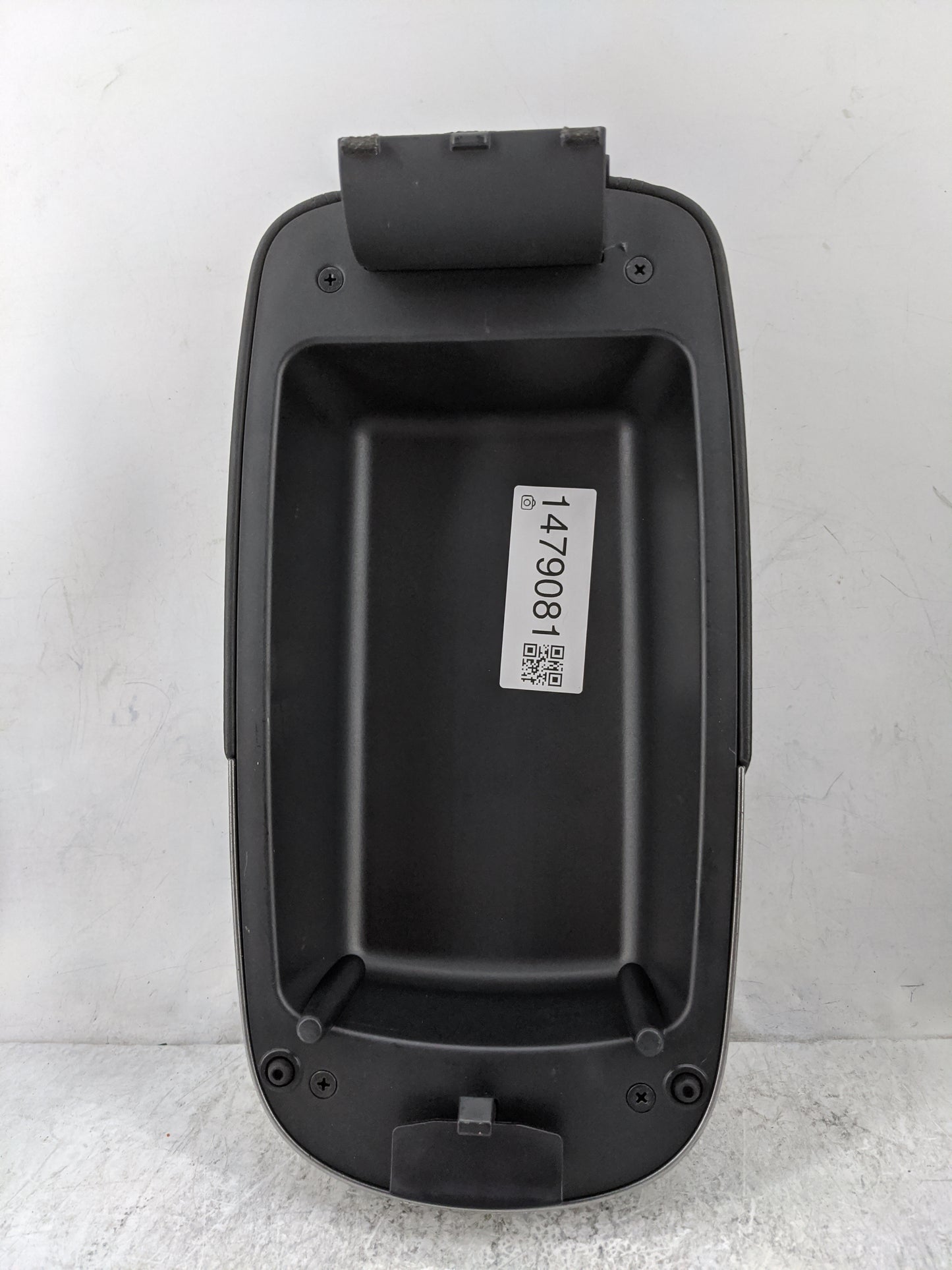 2013 Hyundai Tucson Center Console Armrest Cover Lid Fits OEM Used Auto Parts - Oemusedautoparts1.com