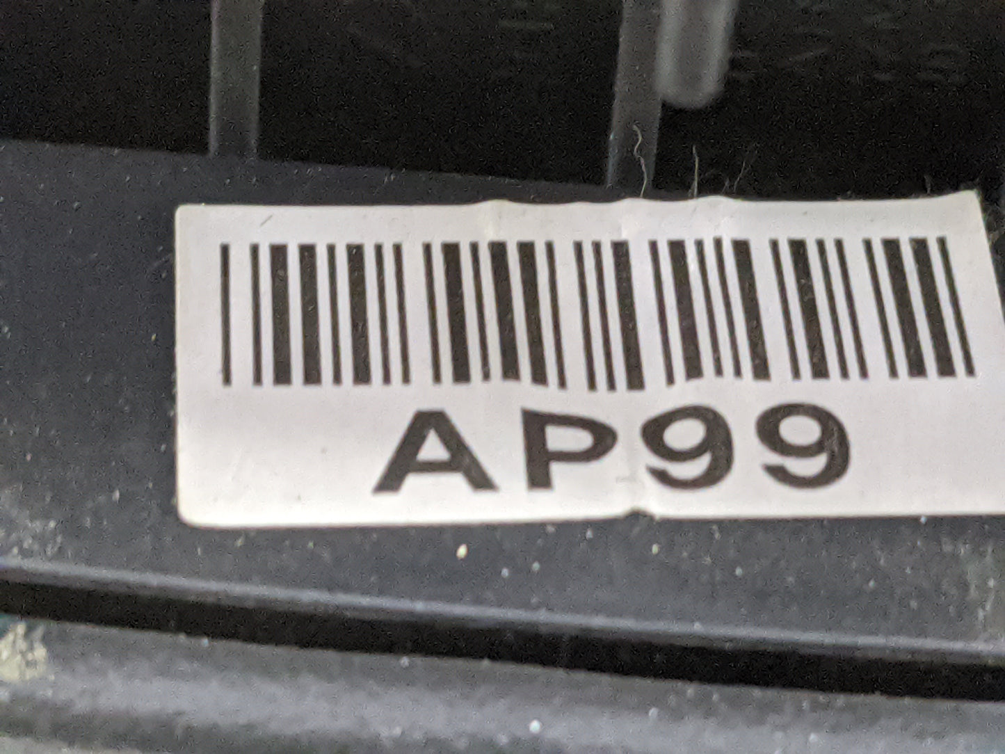 2013 Hyundai Tucson Center Console Armrest Cover Lid Fits OEM Used Auto Parts - Oemusedautoparts1.com