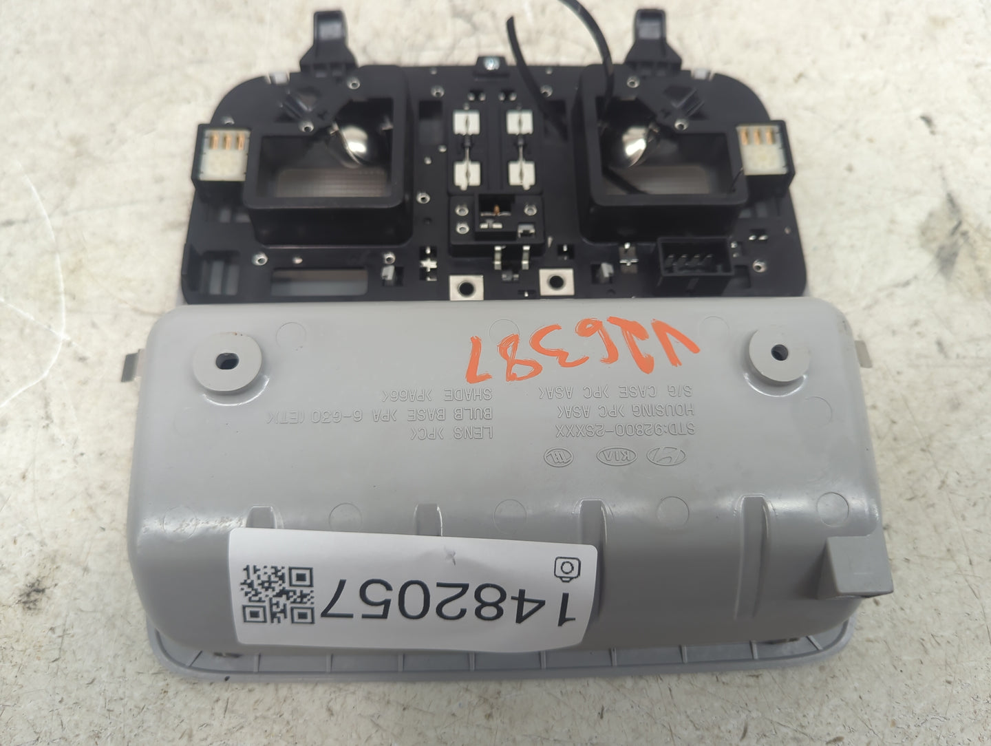 2010-2016 Hyundai Tucson Overhead Roof Console Gray - Oemusedautoparts1.com