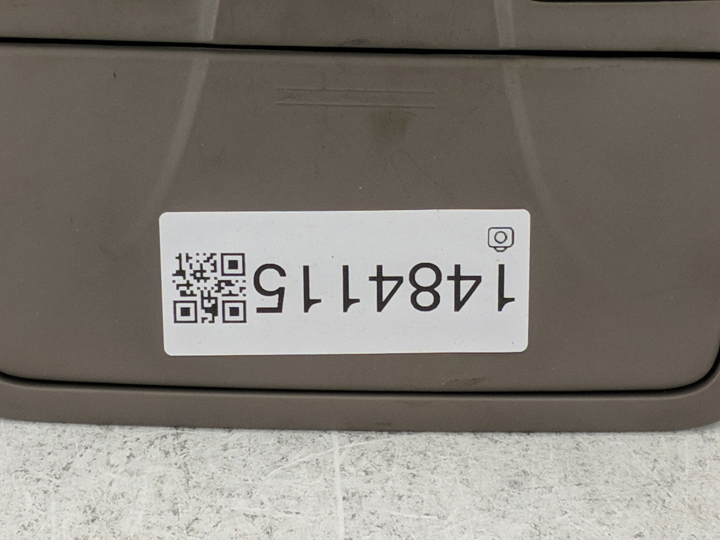 2010-2016 Hyundai Tucson Overhead Roof Console Tan 1484115 - Oemusedautoparts1.com