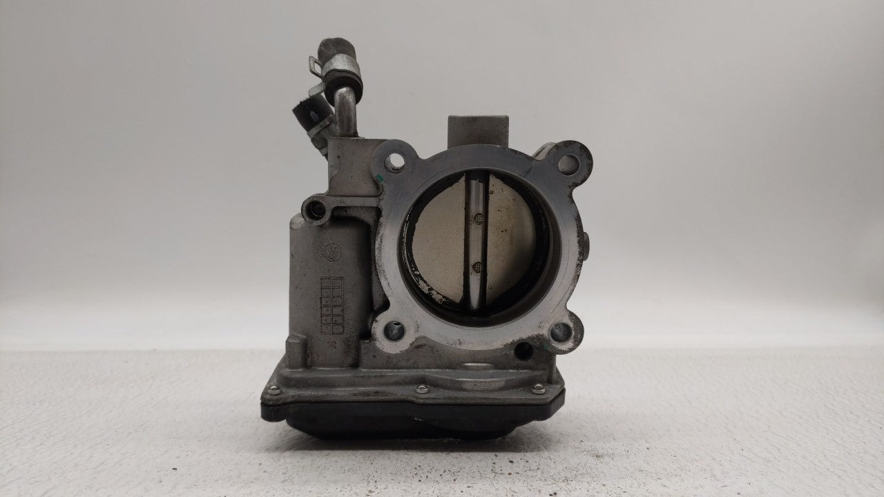 2014-2018 Hyundai Tucson Throttle Body P/N:35100-2E000 Fits Fits 2011 2012 2013 2014 2015 2016 2017 2018 2019 OEM Used Auto 