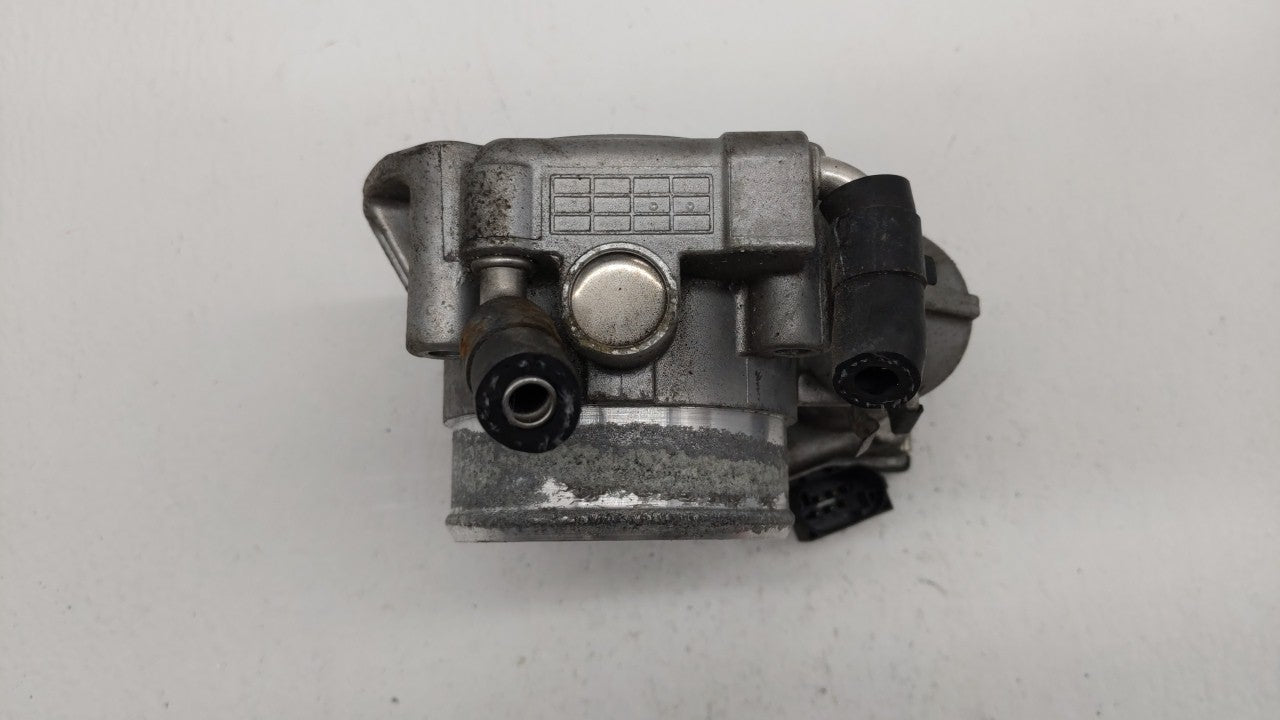 2010-2013 Hyundai Tucson Throttle Body P/N:35100-25400 35100-25200 Fits Fits 2006 2007 2008 2009 2010 2011 2012 2013 OEM Use