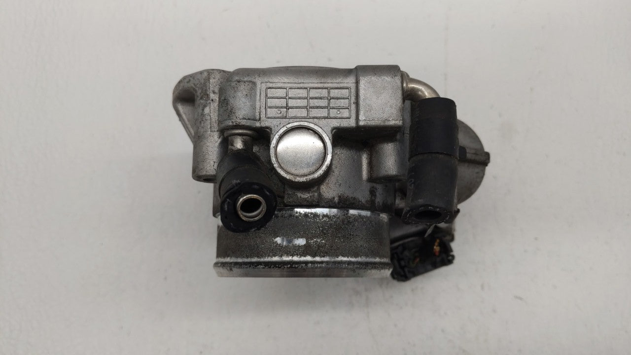 2010-2013 Hyundai Tucson Throttle Body P/N:35100-25400 35100-25200 Fits Fits 2006 2007 2008 2009 2010 2011 2012 2013 OEM Use
