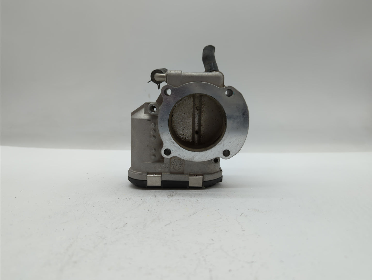 2010-2013 Hyundai Tucson Throttle Body P/N:35100-25400 35100-25200 Fits Fits 2006 2007 2008 2009 2010 2011 2012 2013 OEM Use